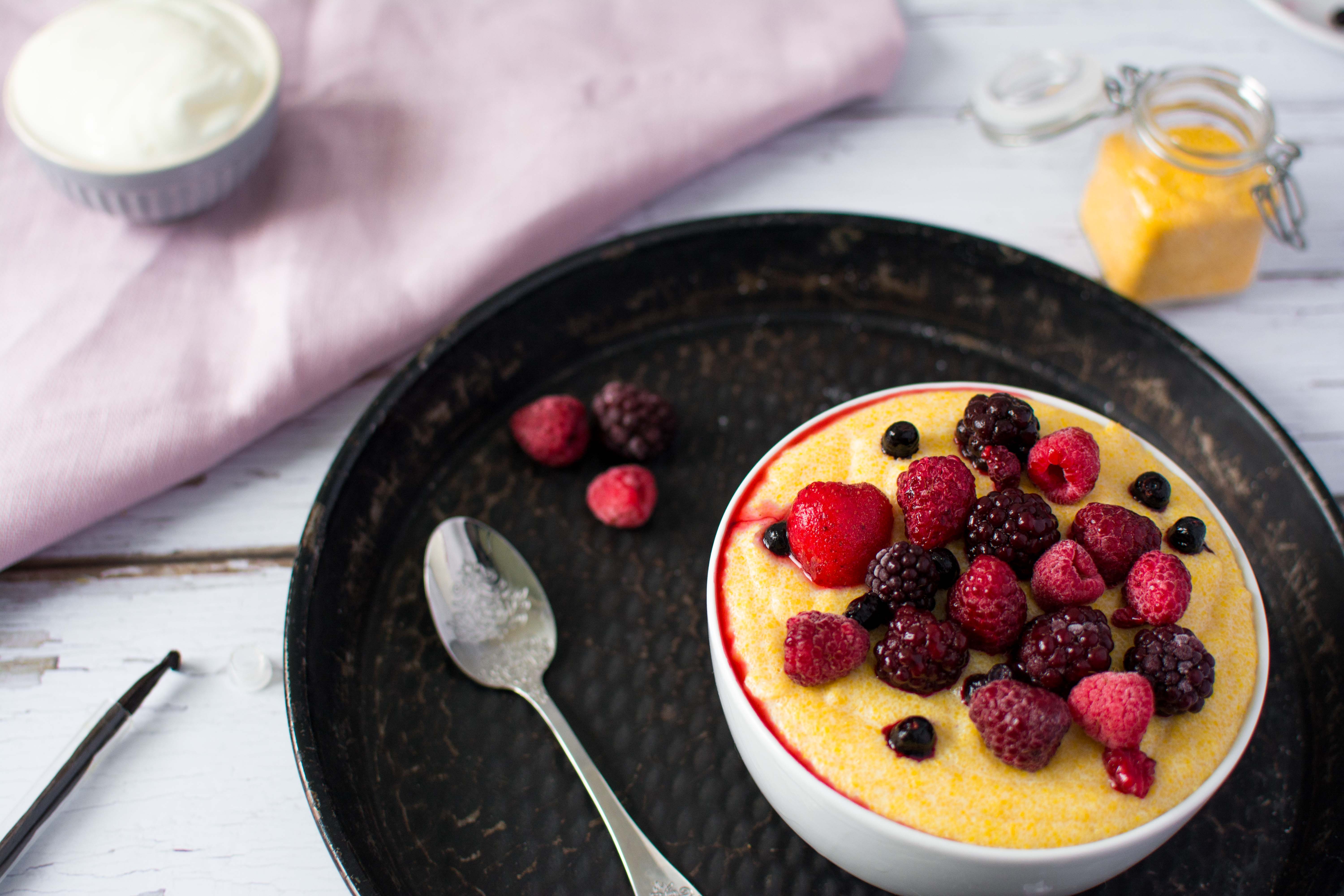 Polenta Grießbrei mit Vanille gesund