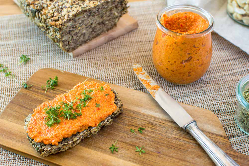 Paprika-Cashew-Aufstrich Dip gesund vegan