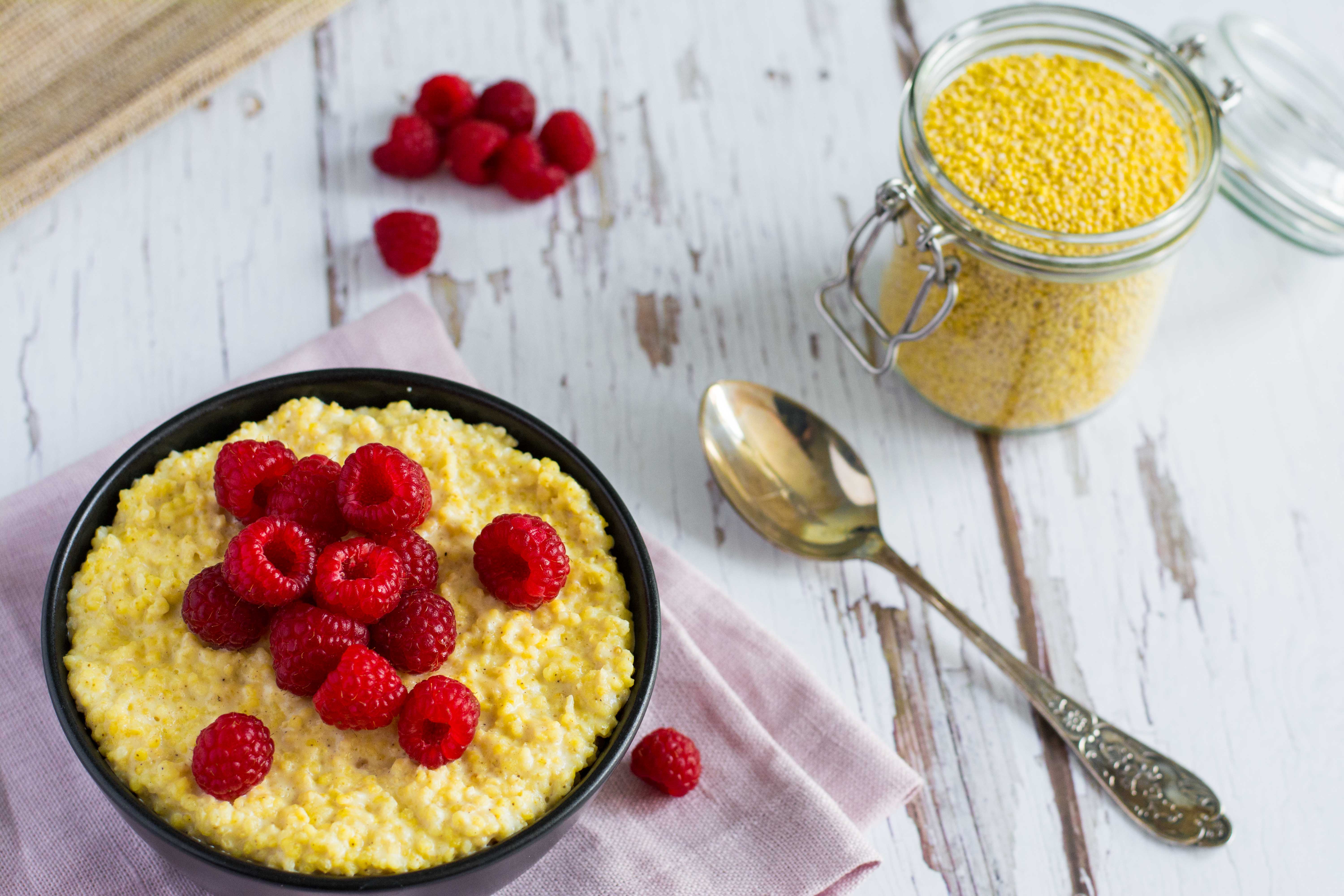 Hirse-Porridge mit Vanille