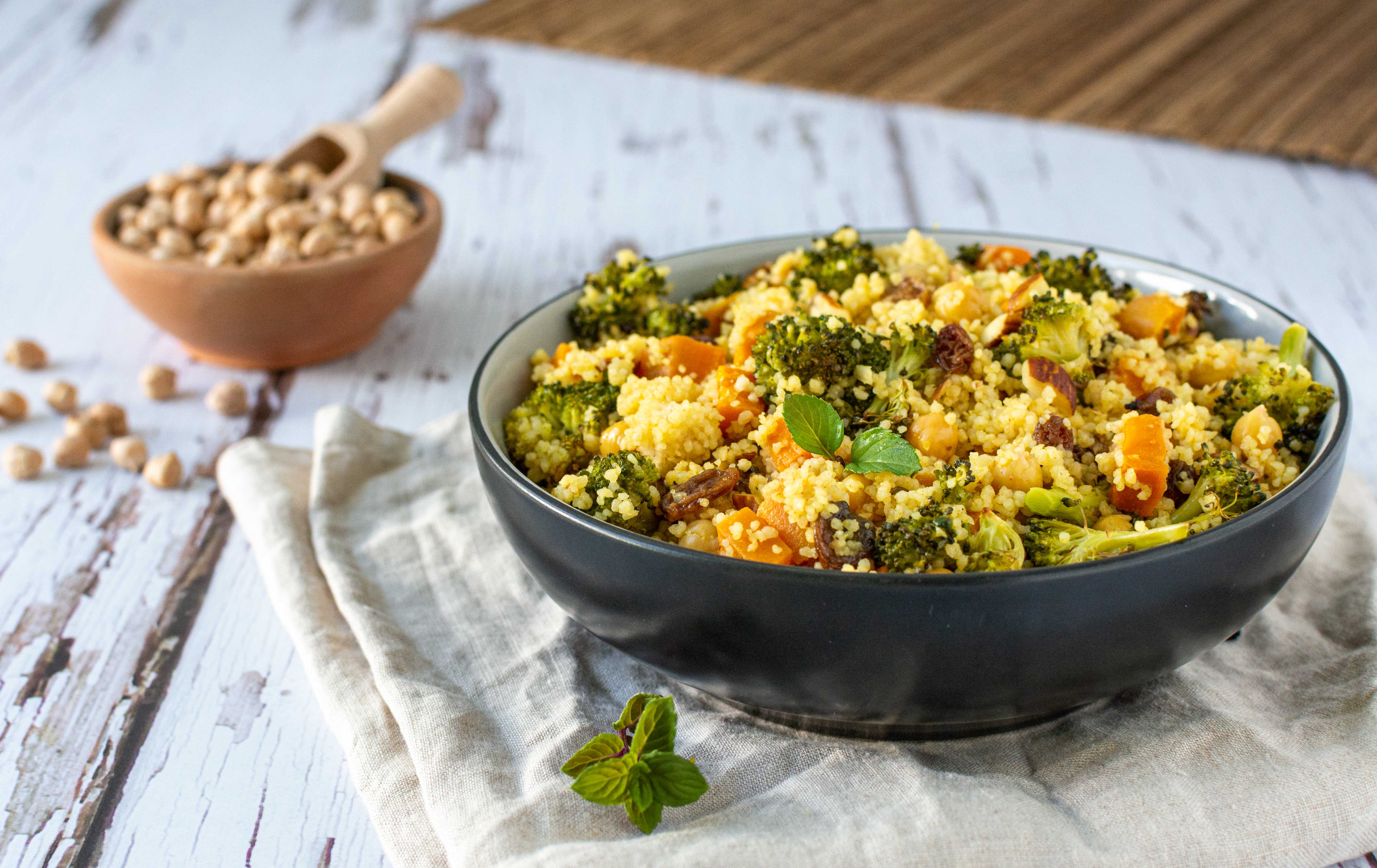 Couscous-Salat mit Brokkoli und Süßkartoffeln | Dinkel &amp; Beeren