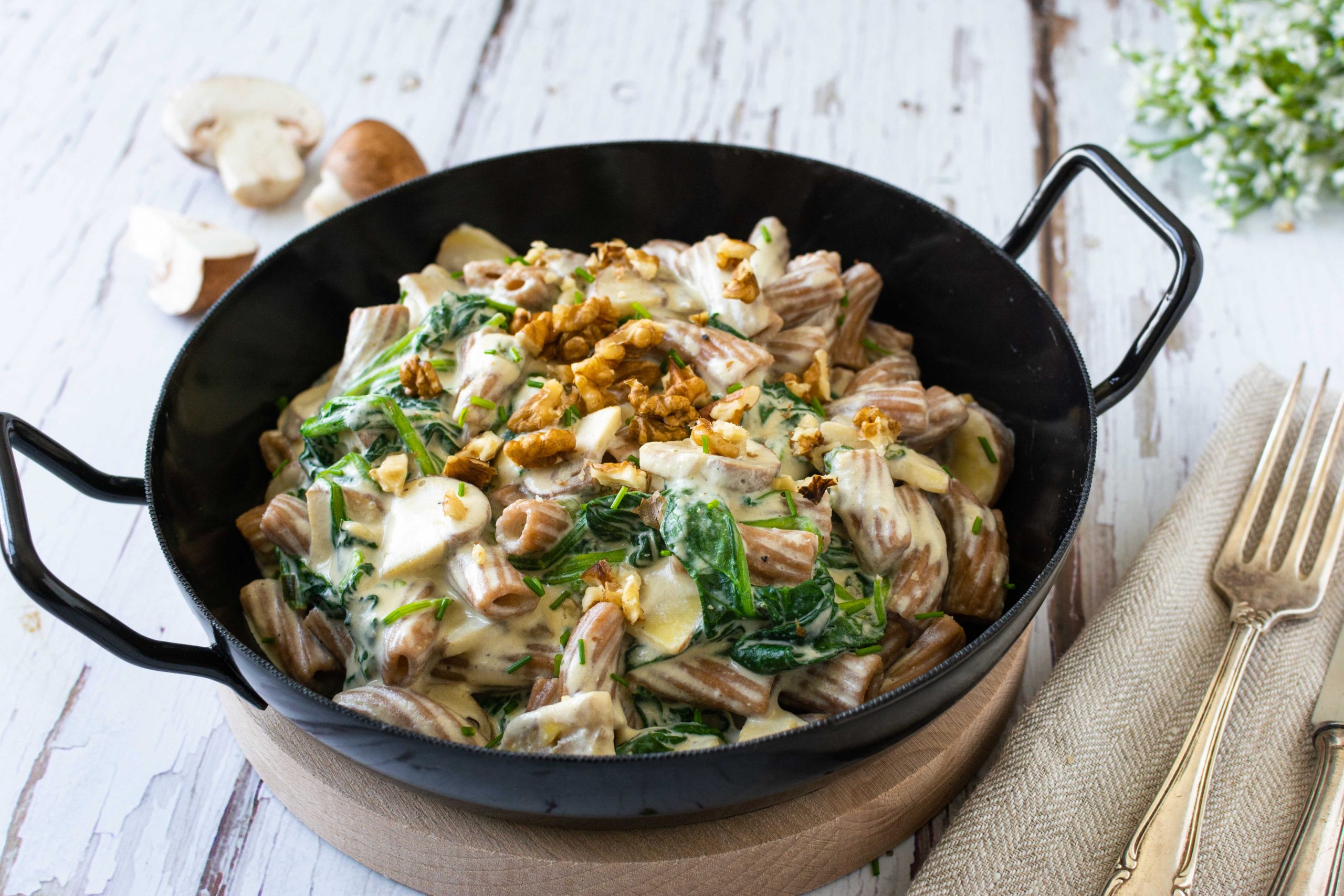 Vegane One Pot Pasta Spinat Champignons