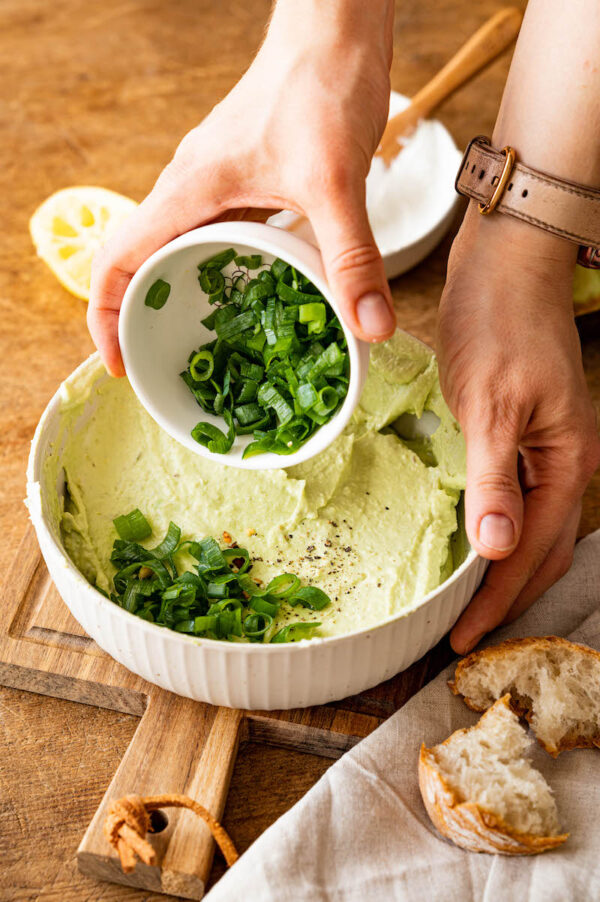 Avocado-Frischkäse-Dip | herrlich cremig