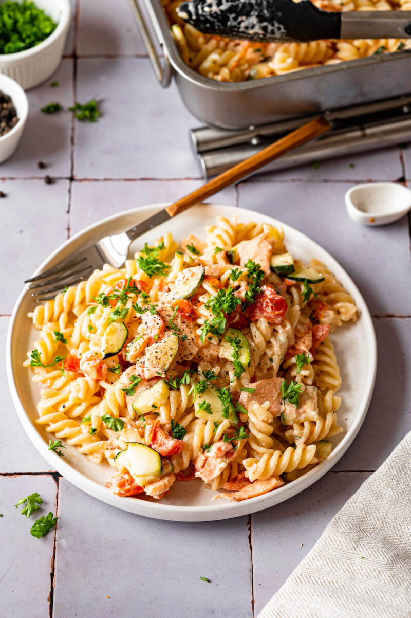 Lachs-Zucchini-Tomaten-Pasta