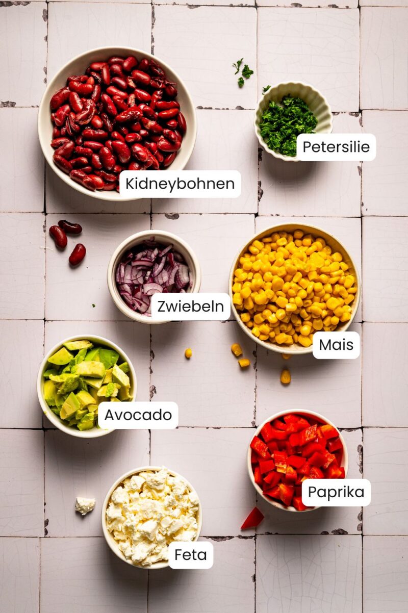 Kidneybohnen-Salat mit Mais und Feta Kidneybohnen-Salat mit Mais und Feta