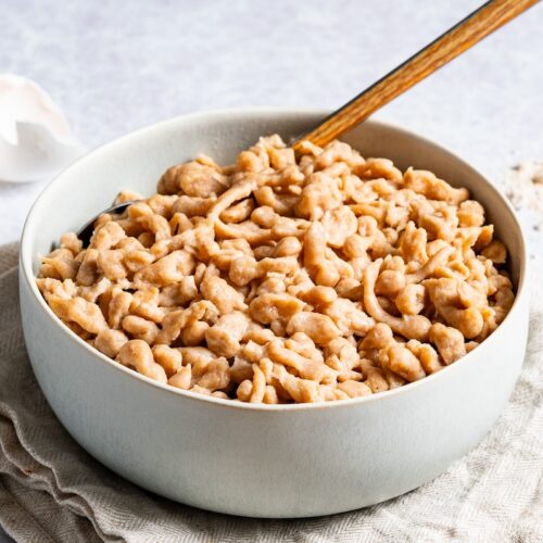 Vollkornspätzle in einer Schüssel.