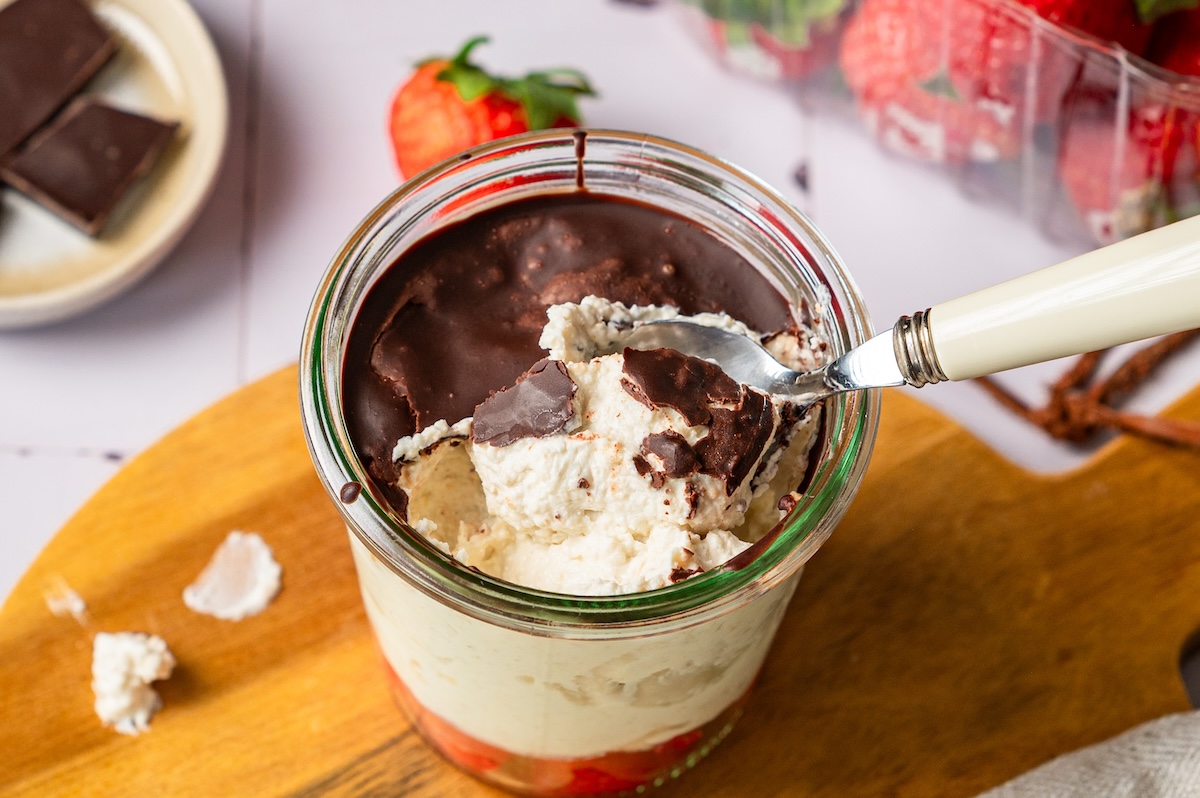 Hüttenkäse Blended Oats mit Erdbeeren.